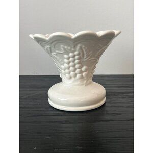 VTG White Ceramic Pedestal Bowl/Epergne Grape Cluster Motif French Country Decor